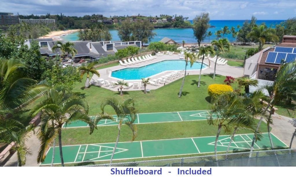 Banyan Harbor Aparthotel Lihue Exterior photo